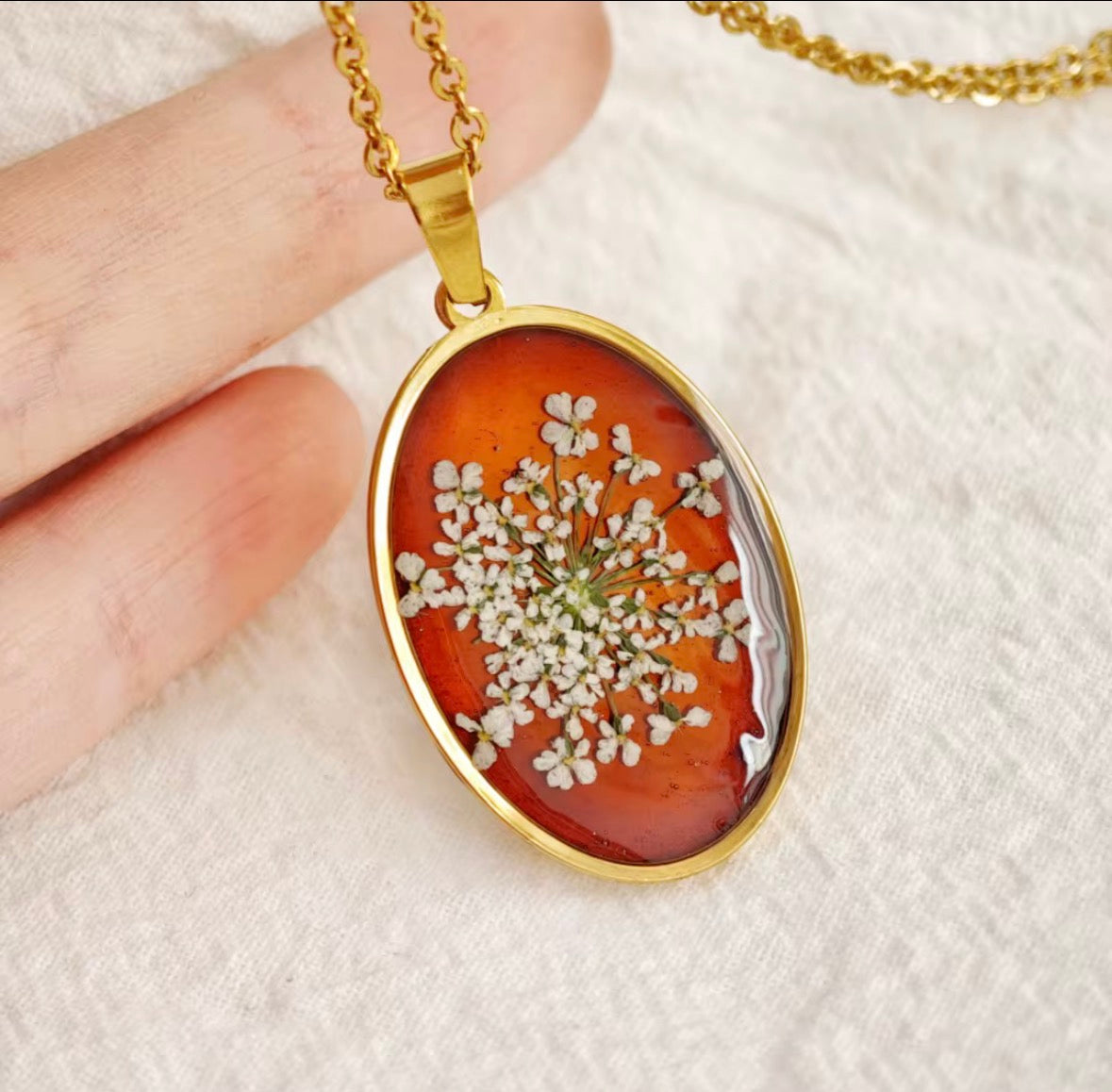 Pressed Wildflower Necklace - Rust Red