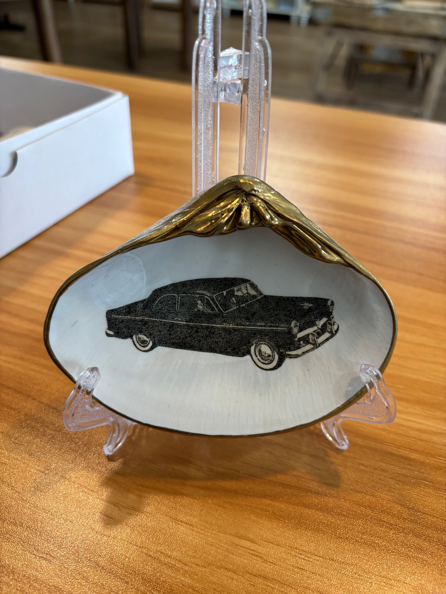 Shell Art Classic Car Black