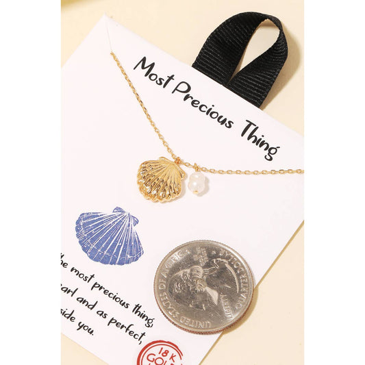 Seashell Clam Pendant Necklace