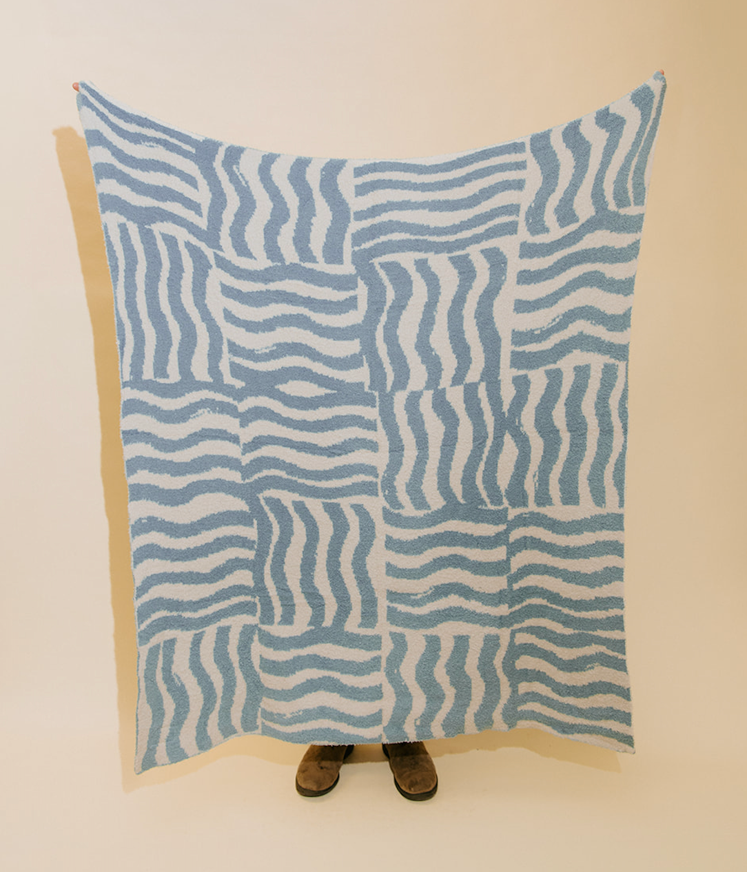 Shoreline Plush Throw - Slate Blue