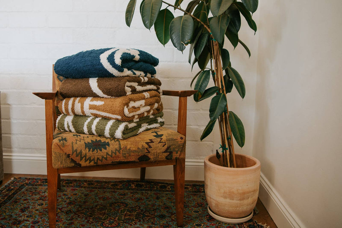 Beachcomber Plush Throw - Tan
