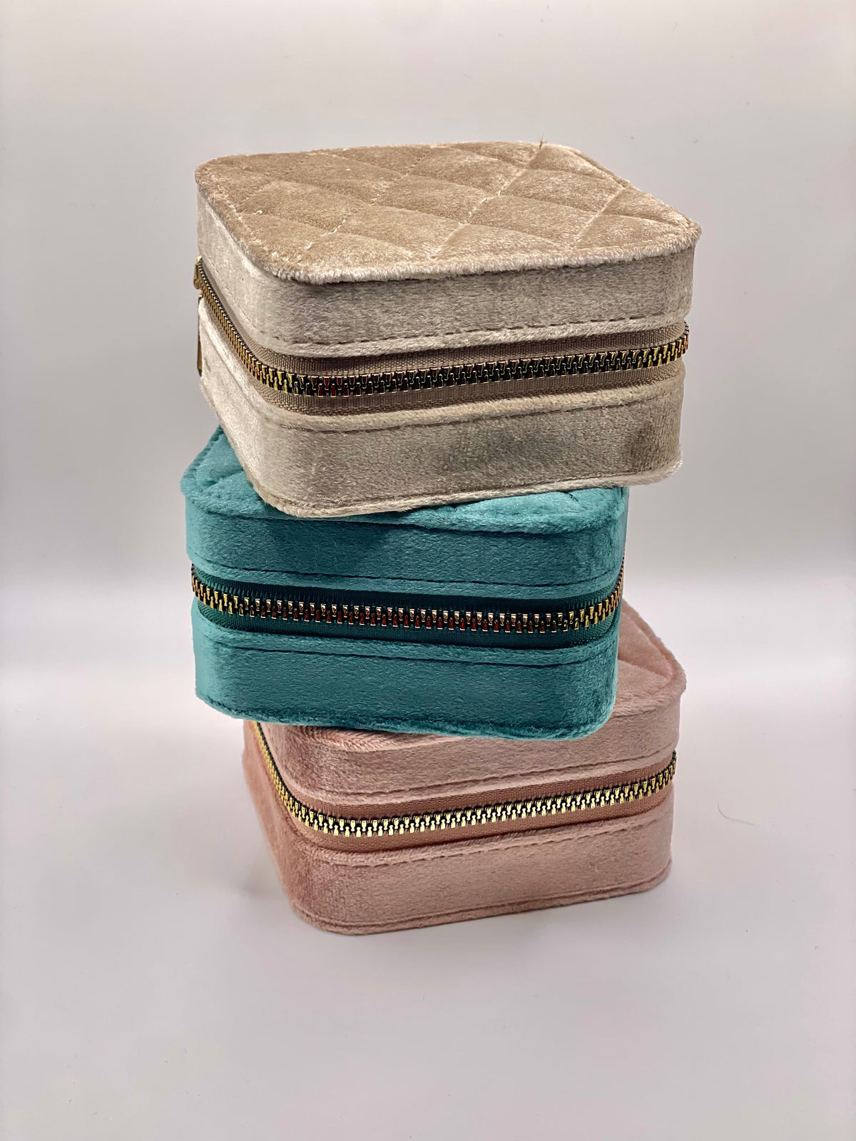 Square Jewelry Case Quilted Velvet | Color Variety