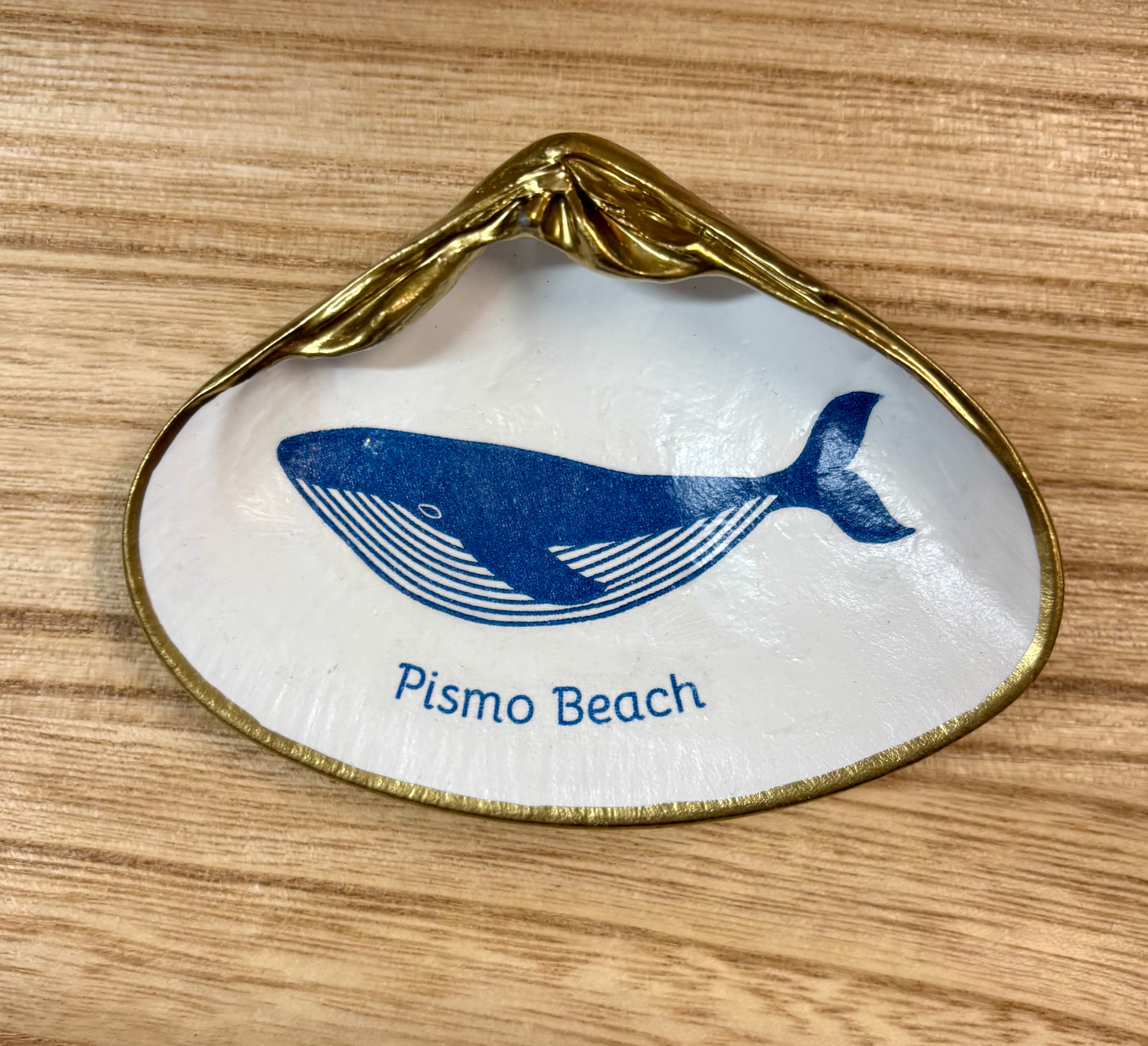 Shell Art Whale Pismo Beach