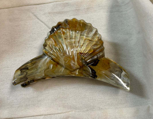 Clamshell Hair Clip Claw Brown