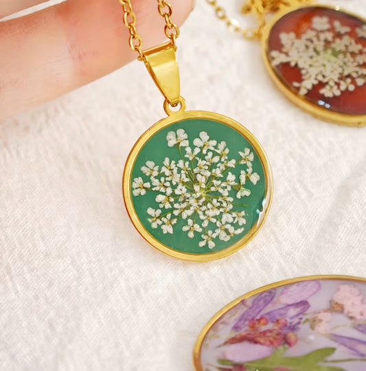 Pressed Wildflower Necklace - Green