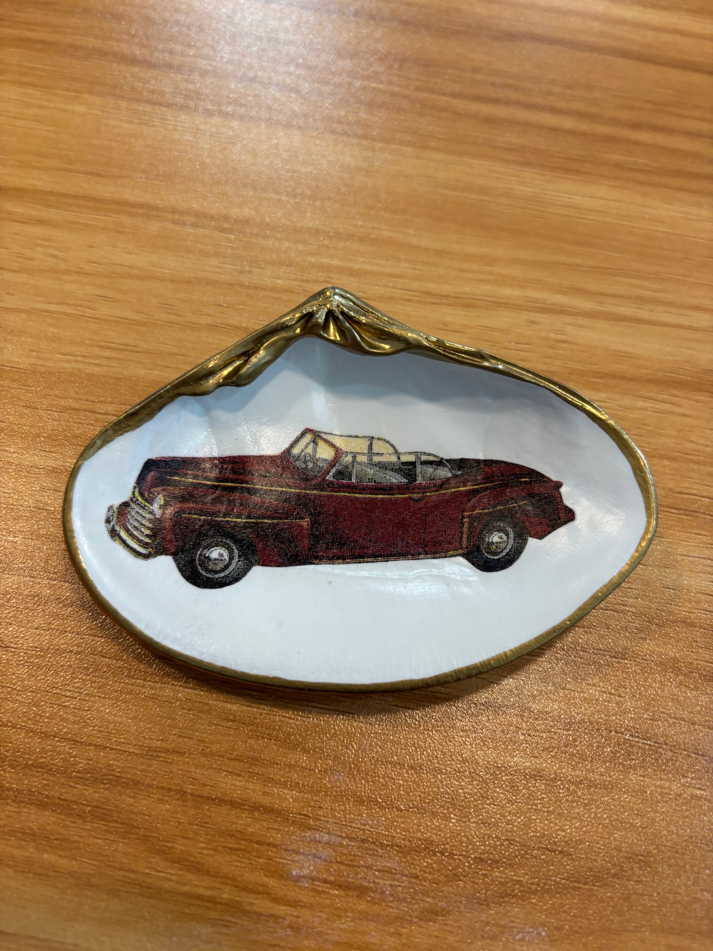 Shell Art Red Convertible