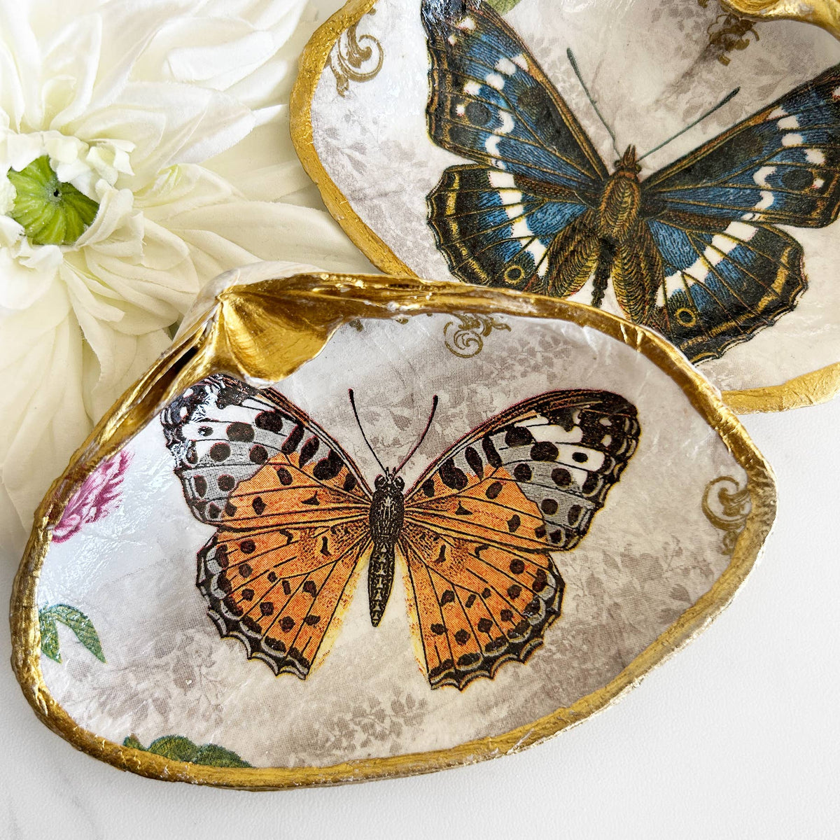 Vintage Style Butterfly Decoupage Clam Shell Trinket Dish